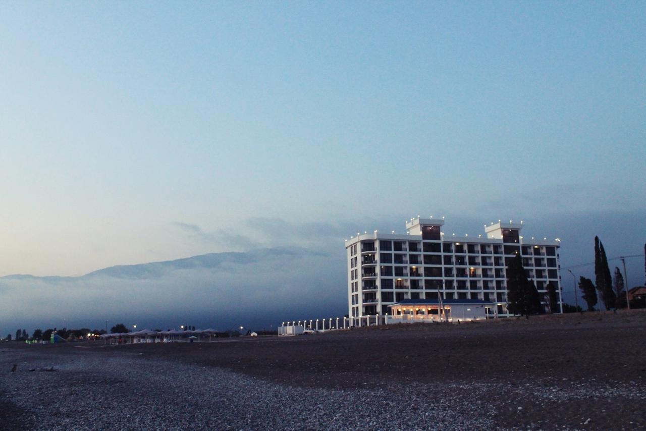 Hotel Paradise Beach Alakhadzi Kültér fotó